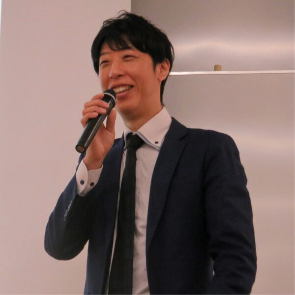 プログラム担当者の写真