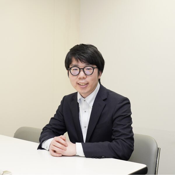 プログラム担当者の写真